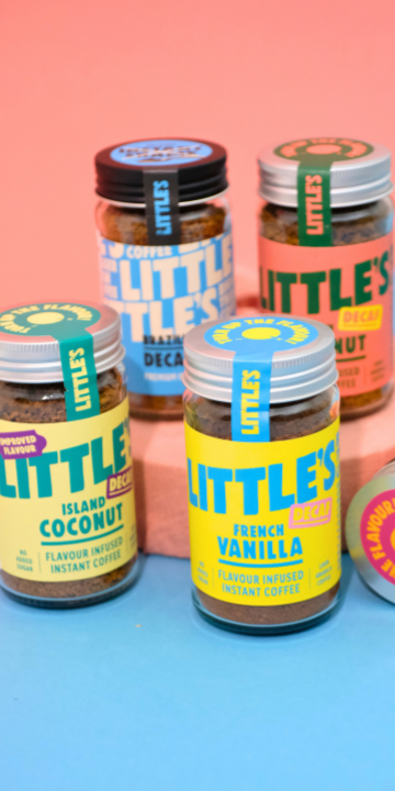 Neu bunte Produktverpackungen von Little's Decaf Instant Coffee aus England jetzt auch im Decaf Shop